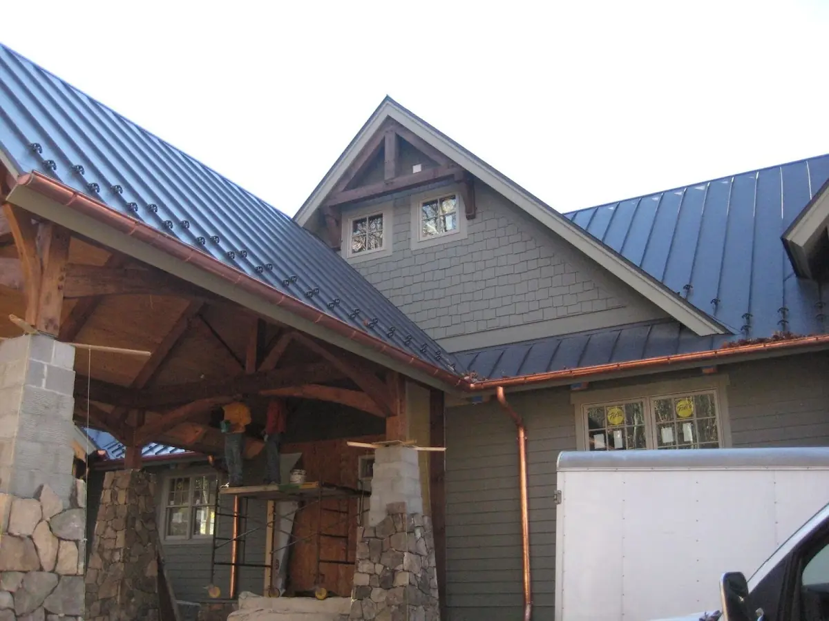 Craftsman Roofing team delivering quality roofing work in Maceys Corner